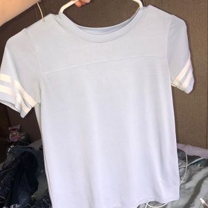 lilac purple t-shirt